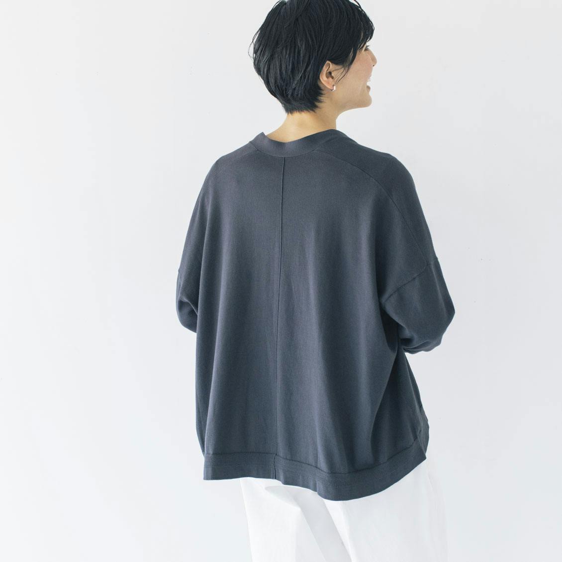 北欧、暮らしの道具店 「ヒミツは丈とシルエット」着回し頼れるカーディガン 北欧暮らしの道具店 「ヒミツは丈とシルエット」着回し頼れる