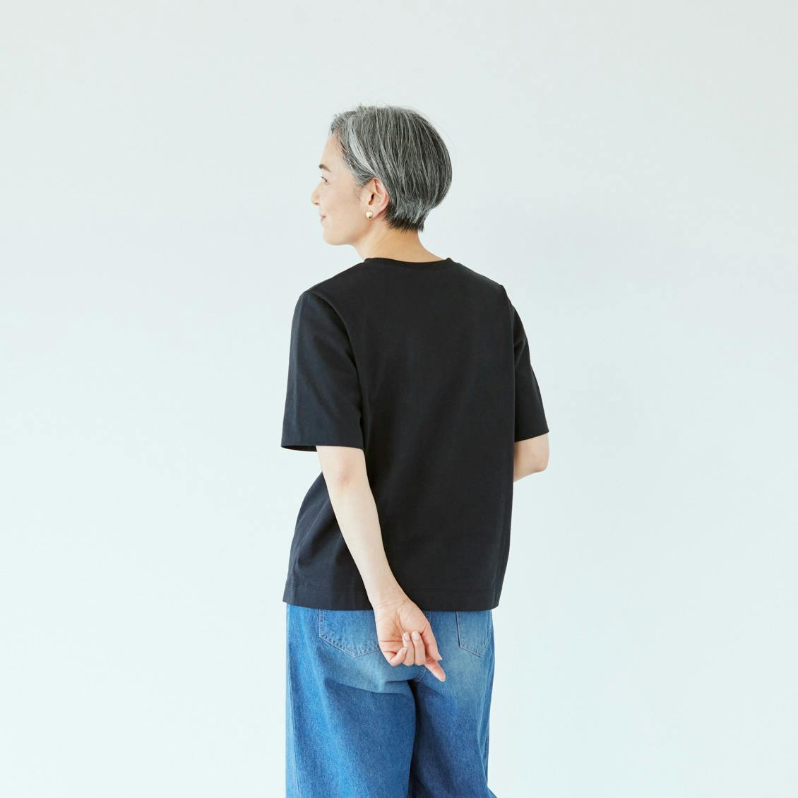 ☆新品/北欧暮らしの道具店/Tシャツみたいな上品ニット 着用レビュー】上品な着こなしが叶う「半袖ベーシックニット」を