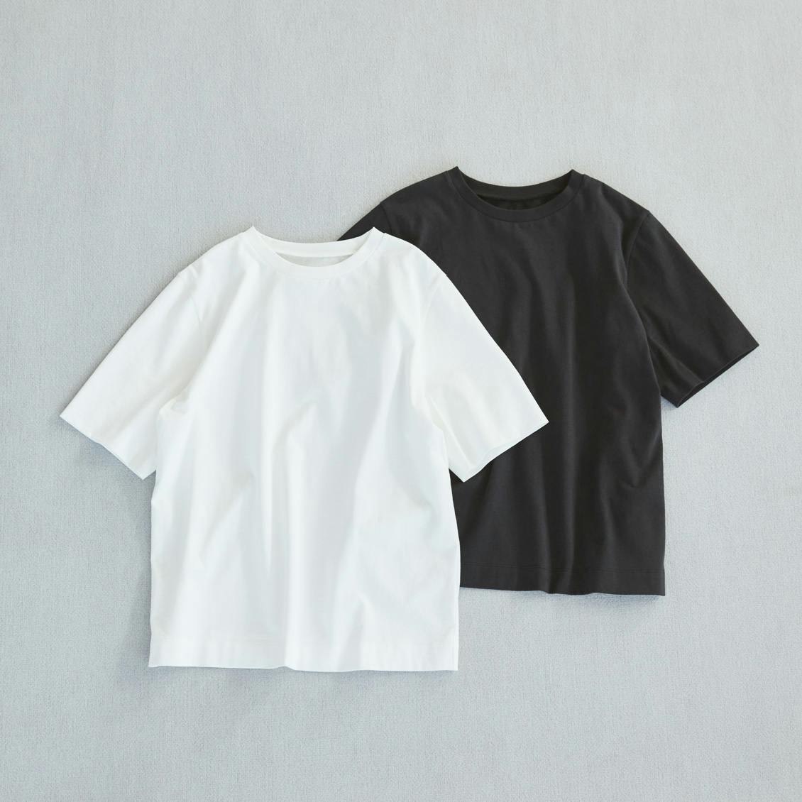 大人に似合うワケがある」一枚で品よく決まるクルーネックT