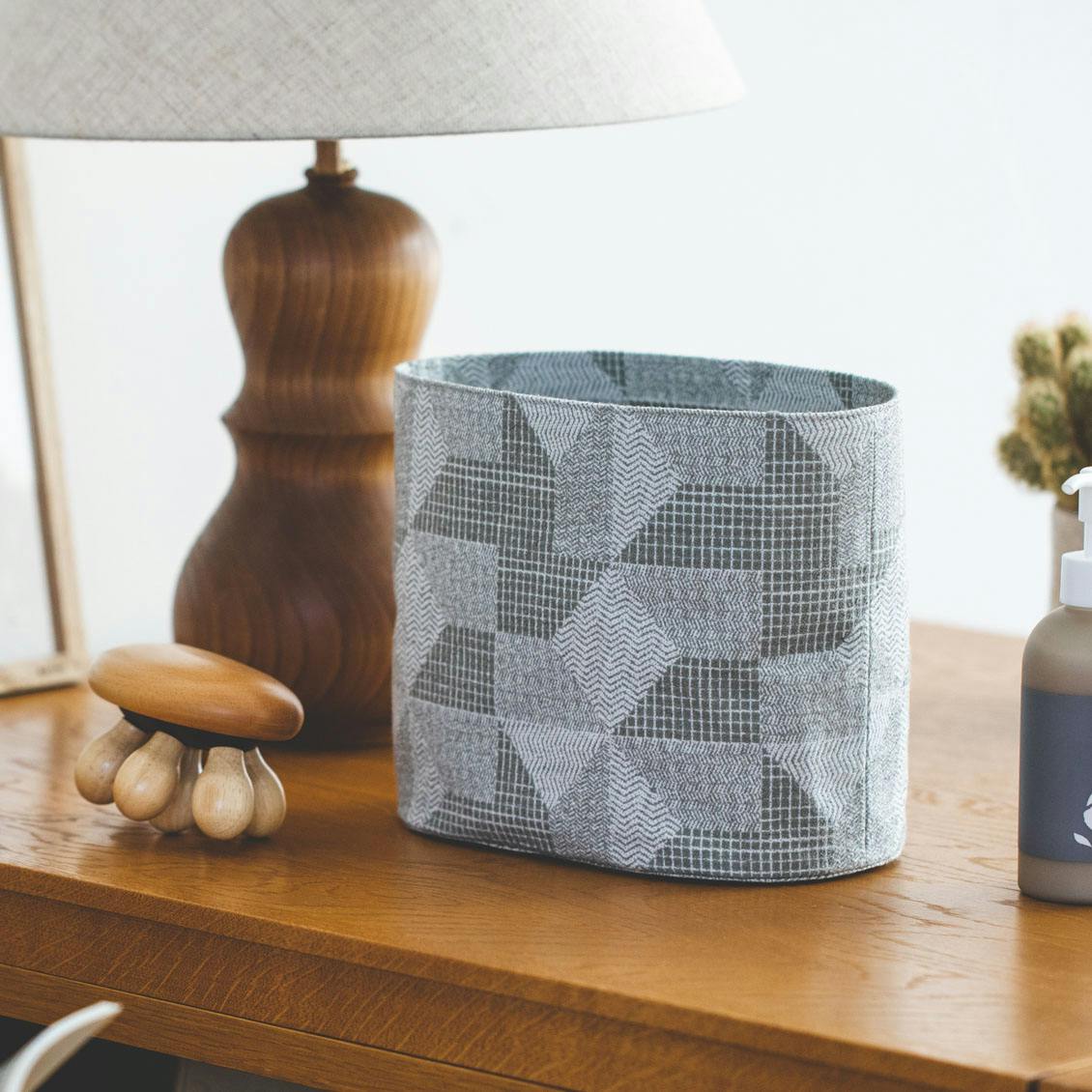 【取り扱い終了】「ざっくりを、ちょっと素敵に」ジャガード織の収納ケース / Mの商品写真