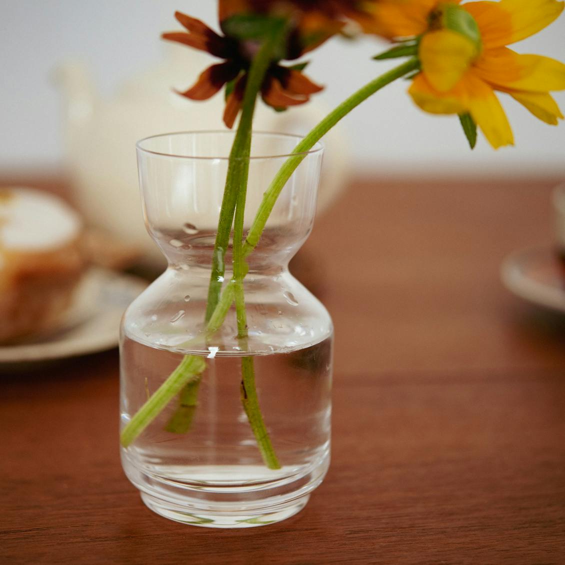「 “好き” が見つかる、広がる」ちいさなガラスの花びん / stem / pot - 北欧、暮らしの道具店