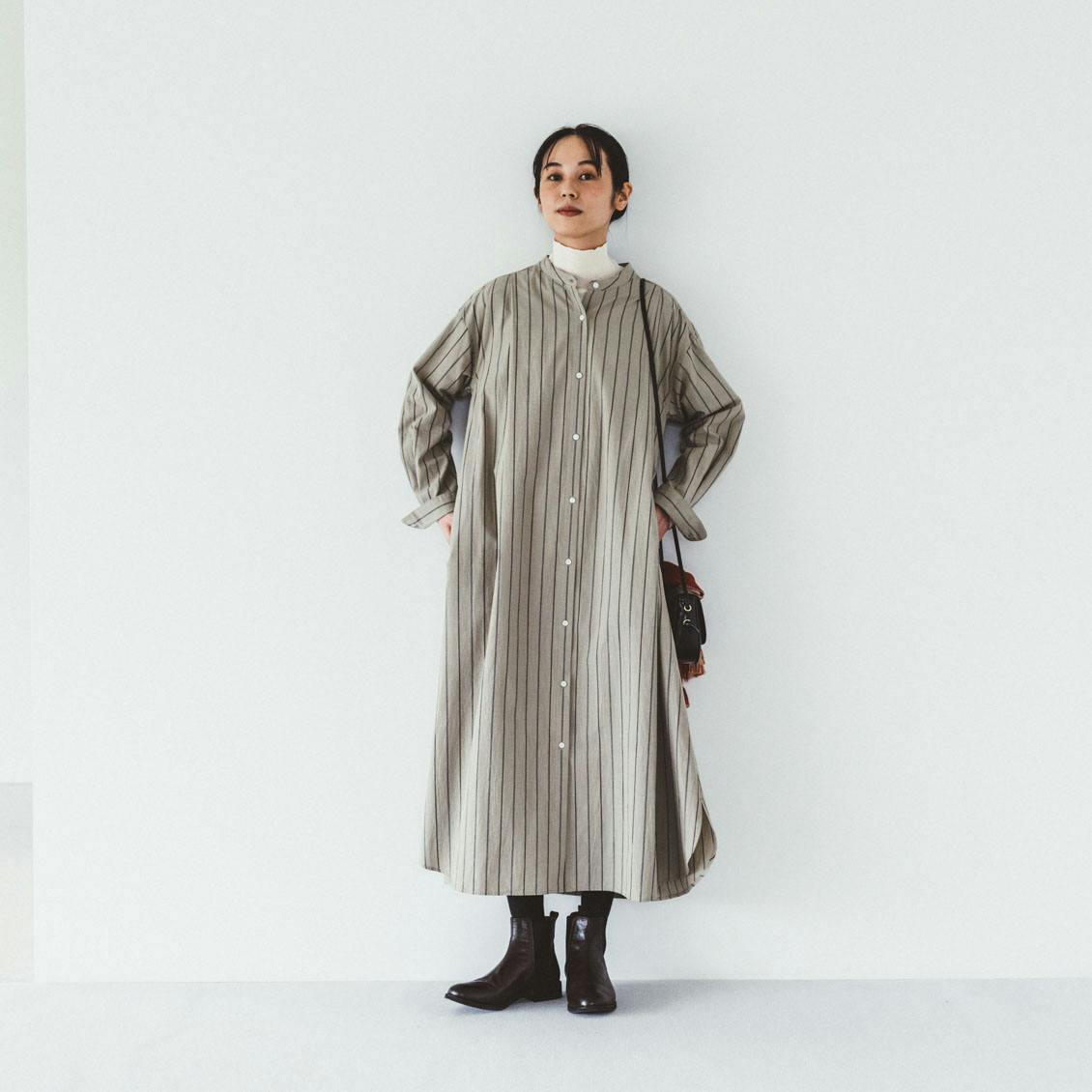 【取り扱い終了】「秋の装いかろやかに」ストライプの2WAYワンピース / カーキ / Sサイズの商品写真