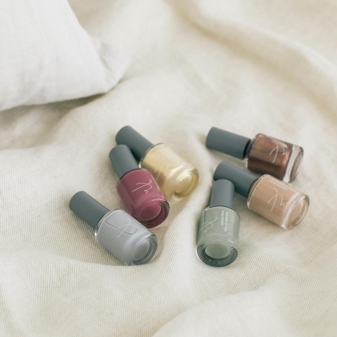 数量限定】SYMBOLIC NAIL COLOR / シンボリックネイルカラー