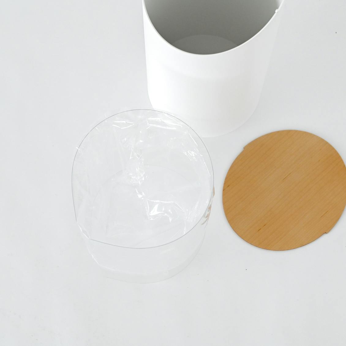 SUQQU❤️ヴァルムシリーズ未使用箱無し ゴミ箱 蒔絵調 漆器調 おしゃれ 高さ36cm 正方形 和室