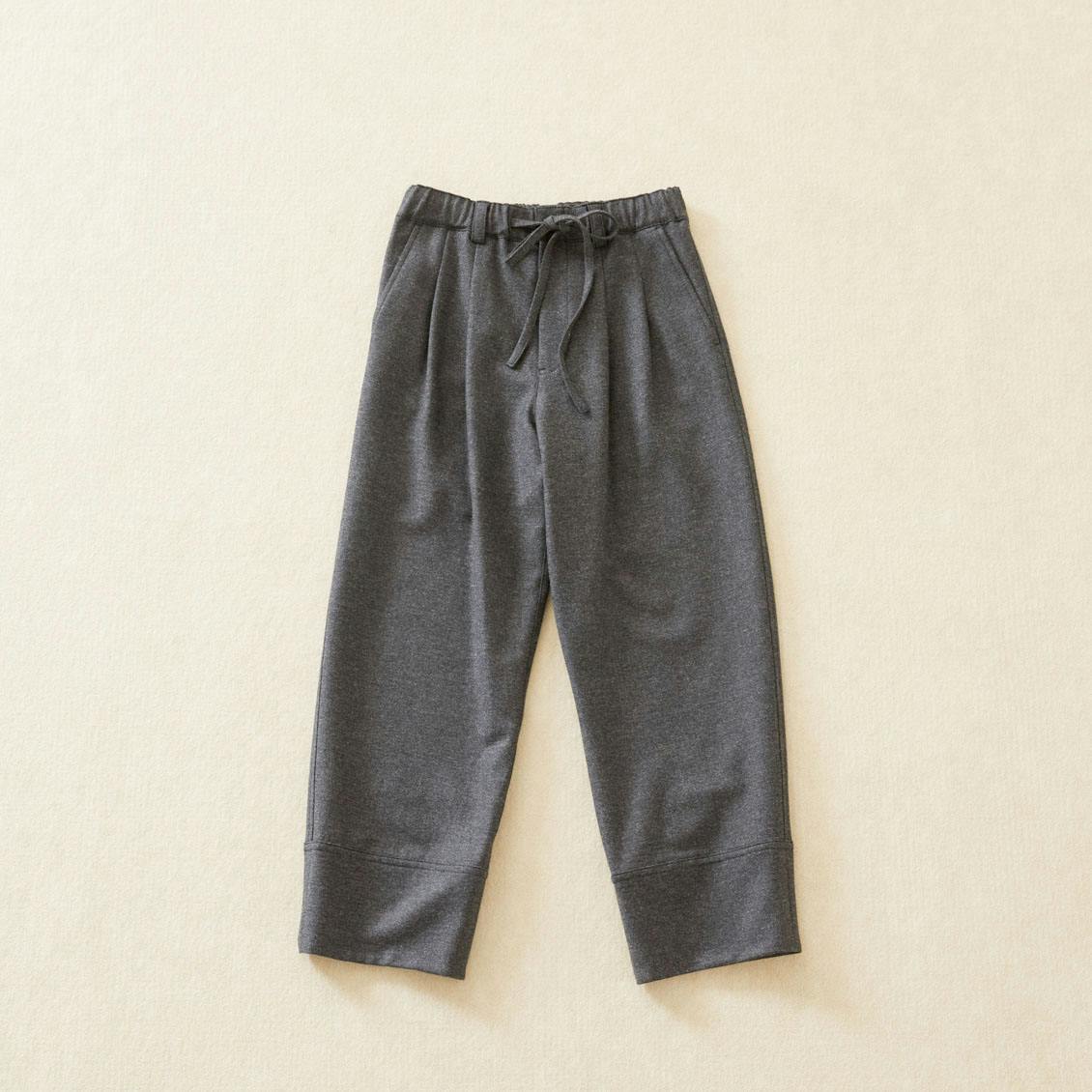 「北欧、暮らしの道具店」　きちんとしながらリラックスパンツ Ｓサイズ きちんとしながら、リラックス」ウエストゴムのウールパンツ