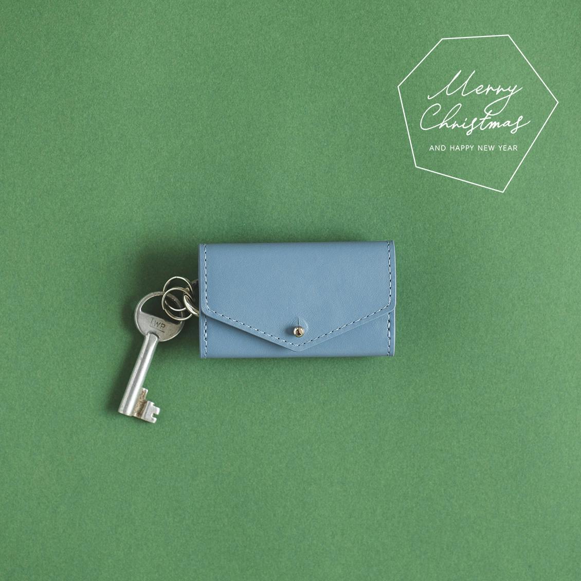 【取り扱い終了】【クリスマス限定ギフトバッグ】本革のキーケース / スモークブルーの商品写真