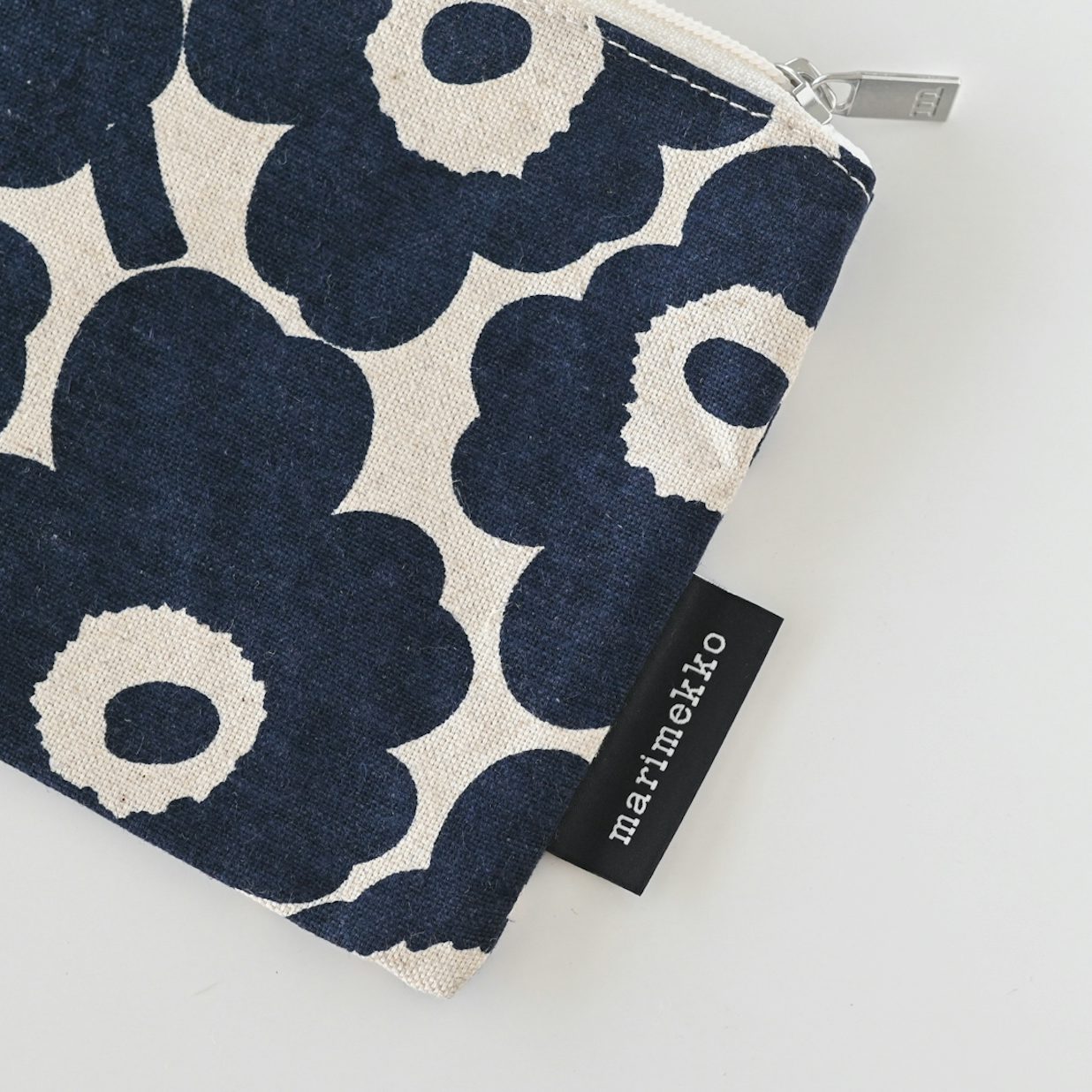 marimekko / マリメッコ / KAIKA / ポーチ(マチなし)Sサイズ marimekko / マリメッコ / KAIKA / ポーチ(マチなし)Sサイズ