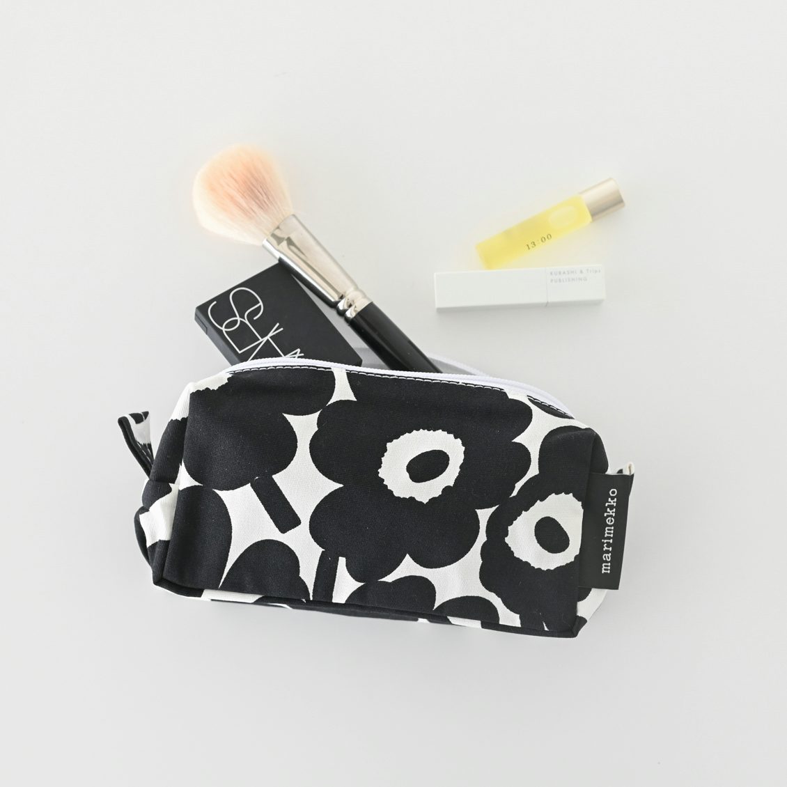 marimekko / マリメッコ / TIISE / ポーチ(マチあり)Mサイズ marimekko / マリメッコ / TIISE / ポーチ(マチあり)Mサイズ