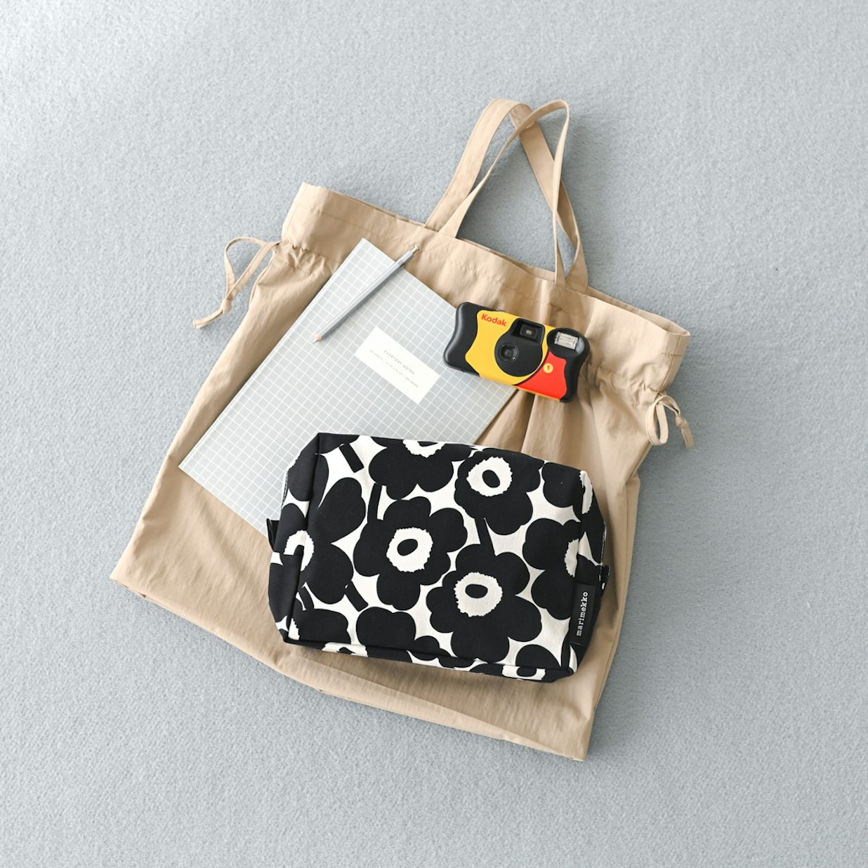 marimekko / マリメッコ / VILJA / ポーチ(マチあり)ビッグ marimekko / マリメッコ / VILJA / ポーチ(マチあり)ビッグ