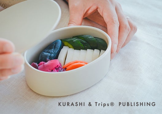 KURASHI&Trips PUBLISHING / オーバル型のちいさな重箱の画像