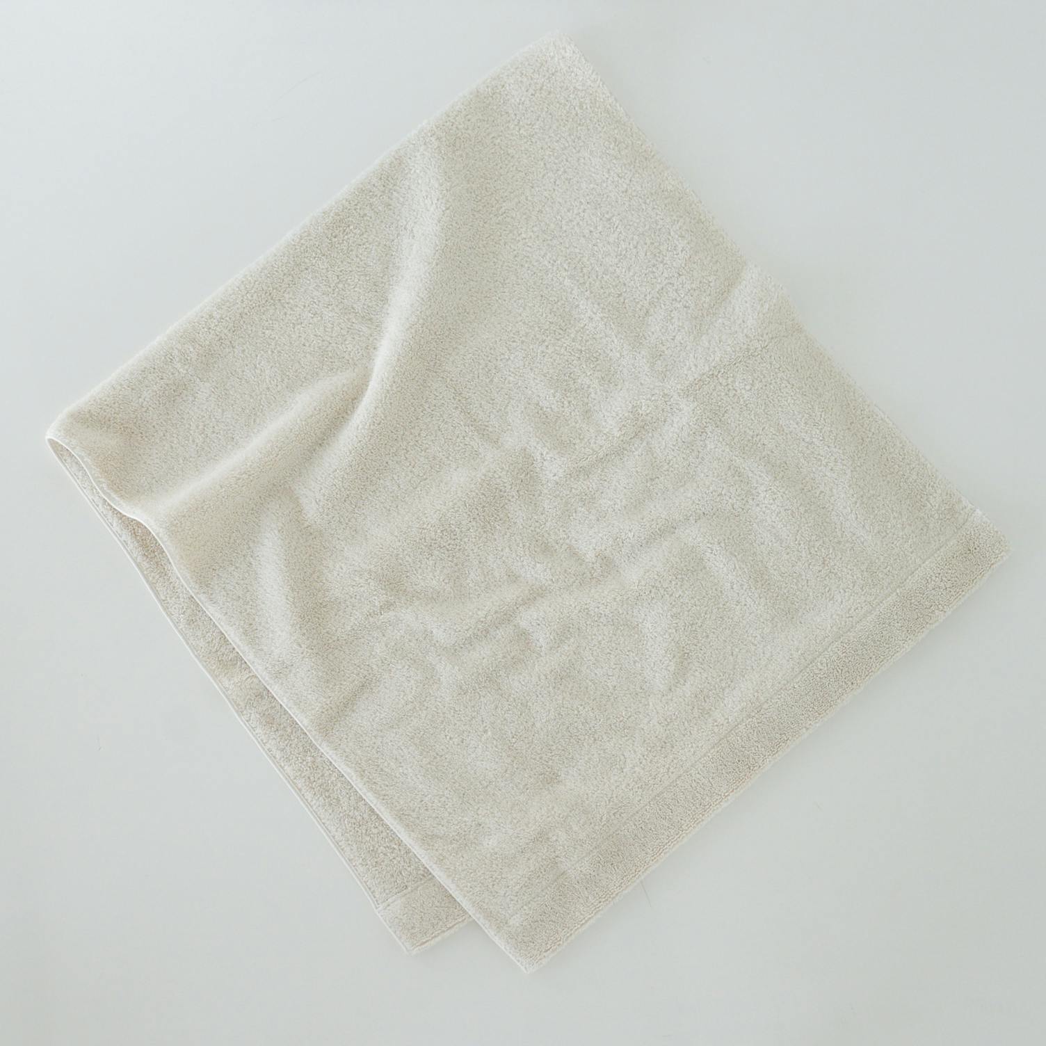 使うほどふかふか、オーガニックコットンのバスタオル（アイボリー）の商品写真
