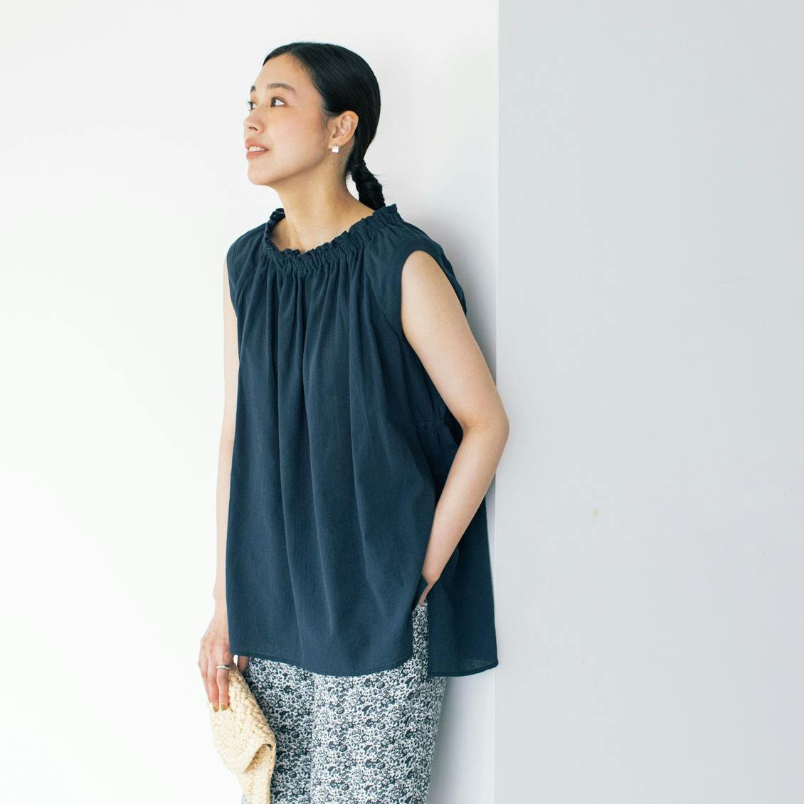 北欧暮らしの道具店　ギャザーブラウス 洗いざらしで着られるサイドギャザーブラウス - 北欧、暮らしの