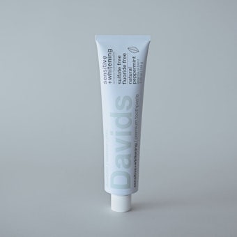 Davids / ホワイトニングトゥースペースト / 歯磨き粉（センシティブ）の商品写真