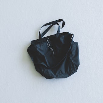 【次回9月末ごろ入荷予定】NIZYU KANO / ポケッタブル / 3wayトートバッグ（ダークグレー）の商品写真