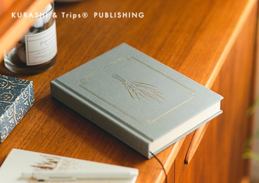 KURASHI&Trips PUBLISHING / 「わたしの “いつも” が物語に」3年日記の画像