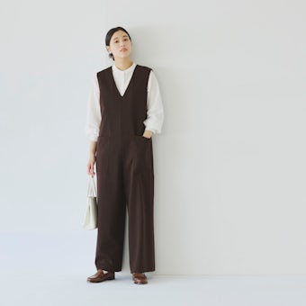 【今季終了】「気軽に着られて、きれい見え」ポンチ素材のオールインワン / ブラウン / Sサイズの商品写真