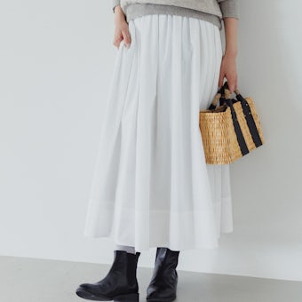 【今季終了】凛とした、大人のための白スカート / Sサイズの商品写真