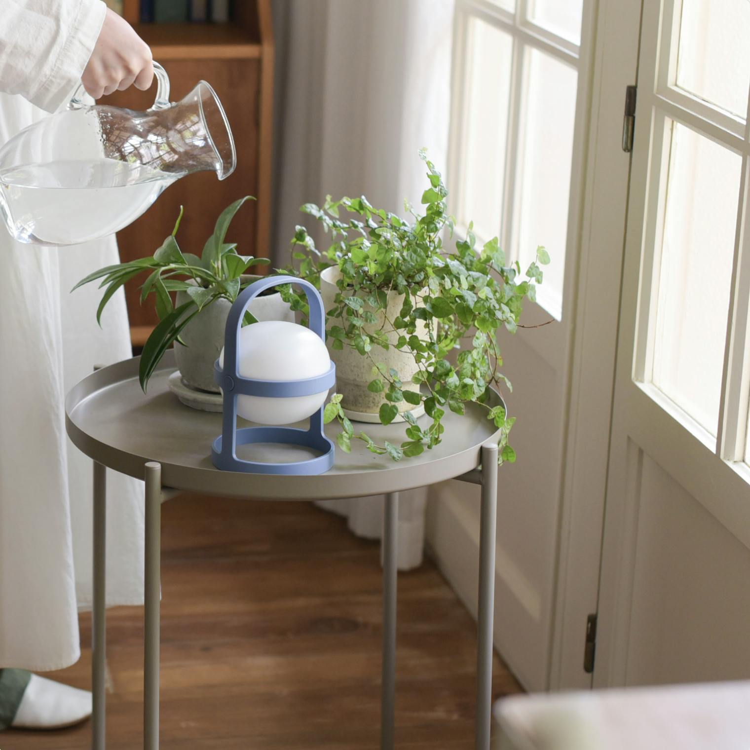 人気作家鈴木 康雄 フラワーと花瓶油絵410×316号 相場価格72万円 人気