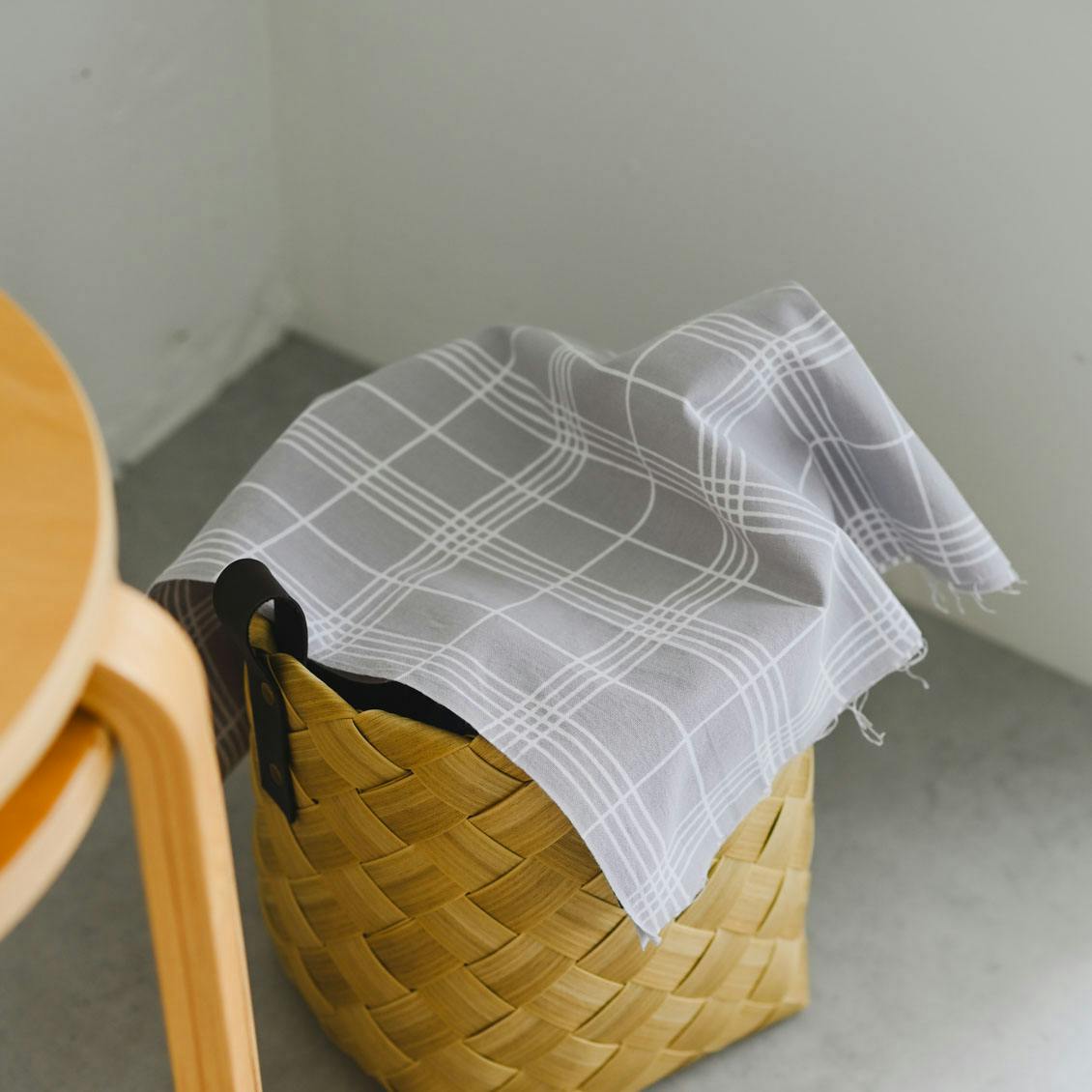 Mustakivi / ムスタキビ / 手ぬぐい / 暮の商品写真