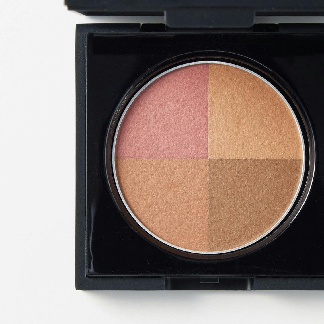 ピンクブラウン