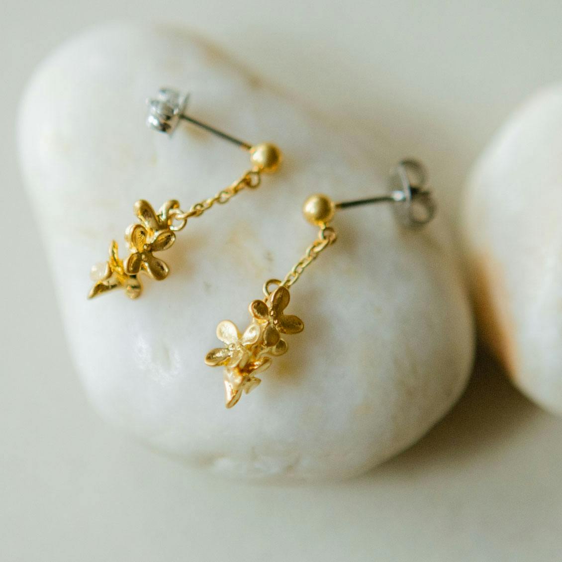 ❤お得なお品❤アイリーンピアス レッドｘSV金具 エルメス イヤリングにもなる 特別ファッション - ❤お得なお品❤アイリーンピアス レッドxSV