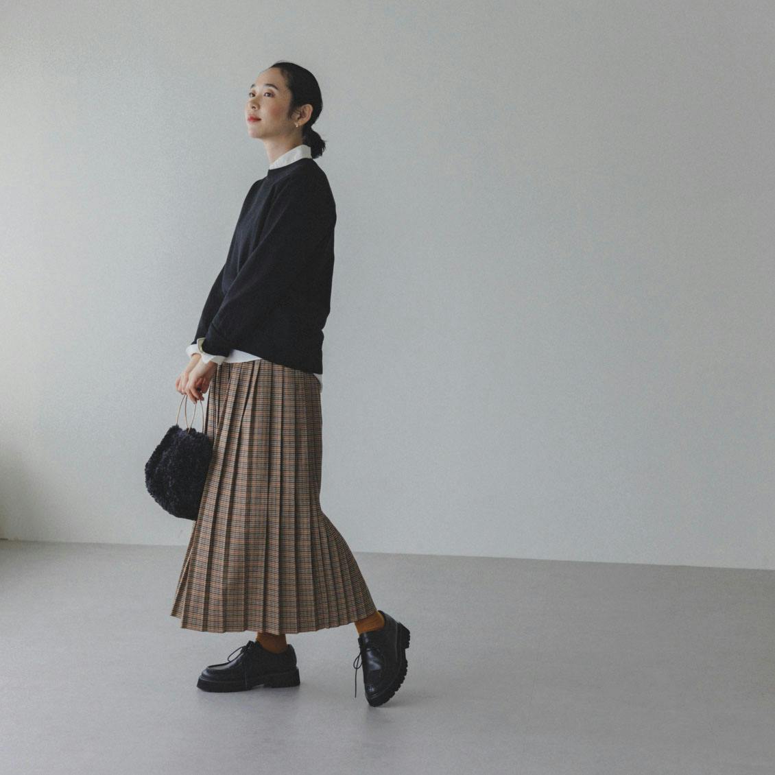 北欧、暮らしの道具店 スッキリ見えが叶うフロントボタンのロングスカート S 黒 北欧暮らしの道具店 スッキリ見えが叶うフロントボタンのロング