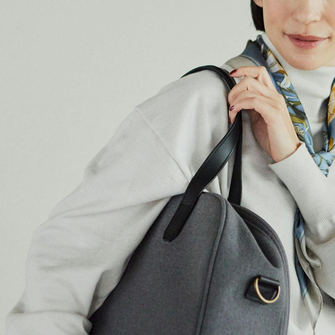 憧れを連れていく」スーツケースみたいに使えるボストンバッグ