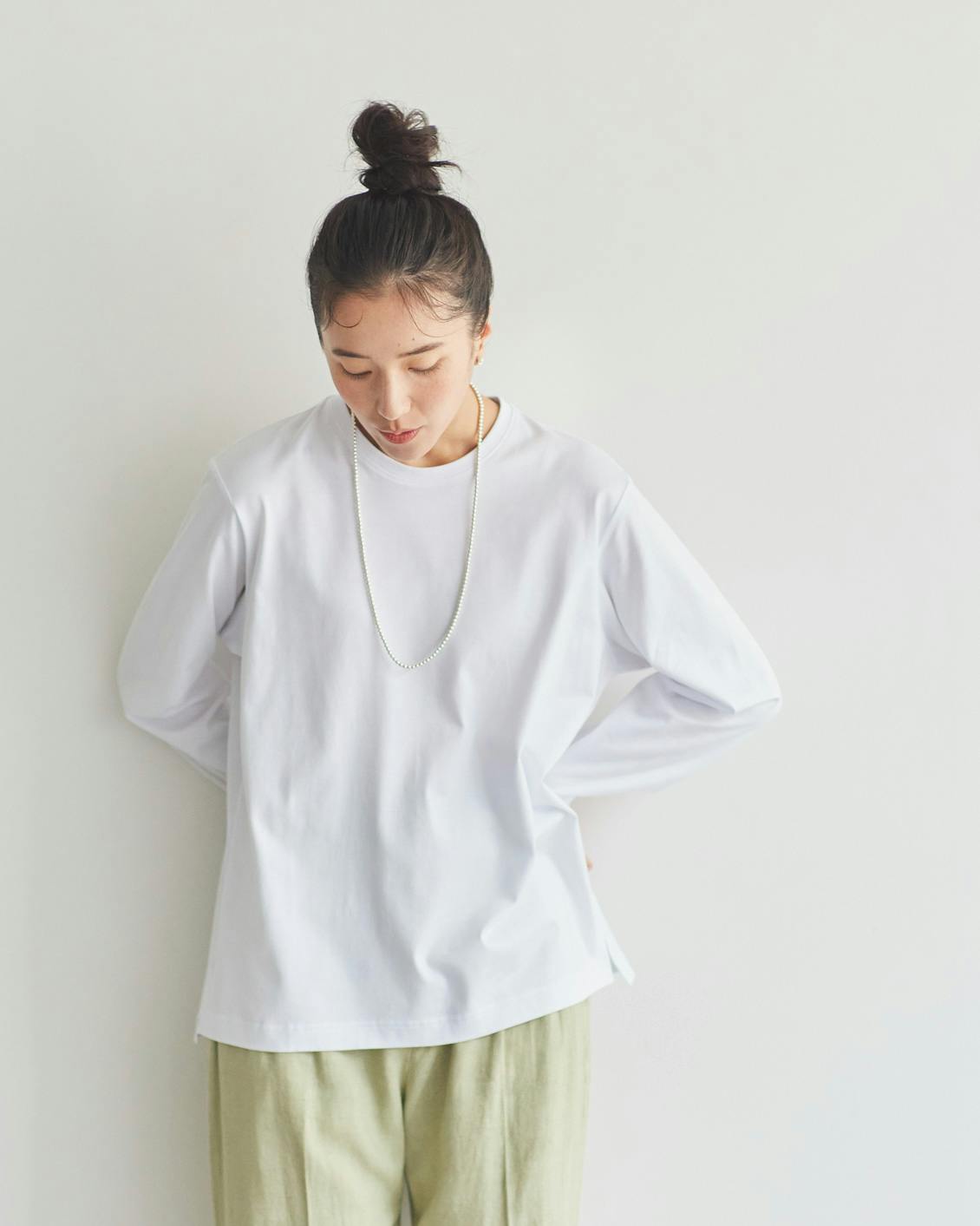 edit&coで購入　人気のカットソー セール】ピグメント加工エンボスカットソートップス［着回し力