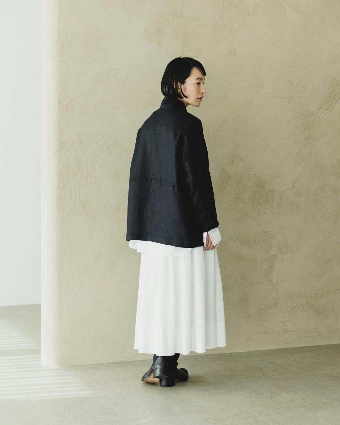 ラフに、カーデ感覚」フレンチリネンのテーラードジャケット / かぐれ