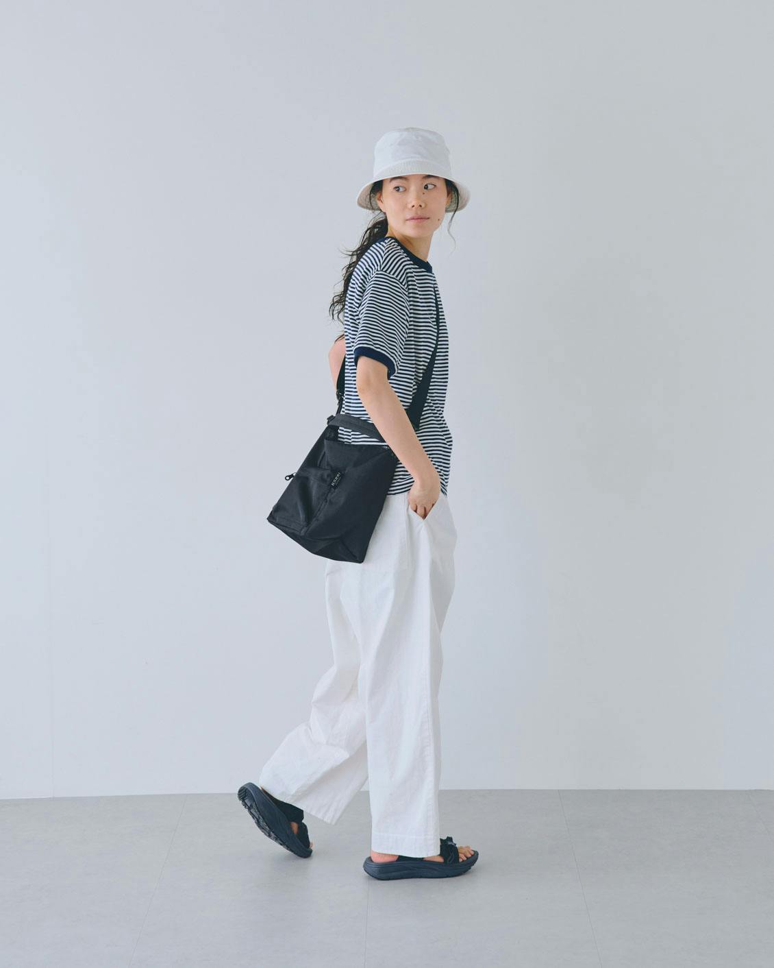 KARRI / AMIACALVA / 2WAYショルダーバッグ（S） - 北欧、暮らしの道具店