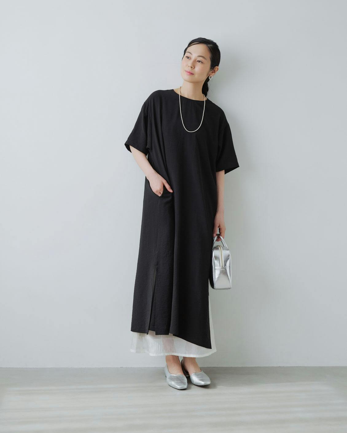 値下げ！【新品】北欧、暮らしの道具店 「こだわりVネックの半袖シャツワンピース」 こだわりVネックの半袖シャツワンピース - 北欧、暮らしの道具店
