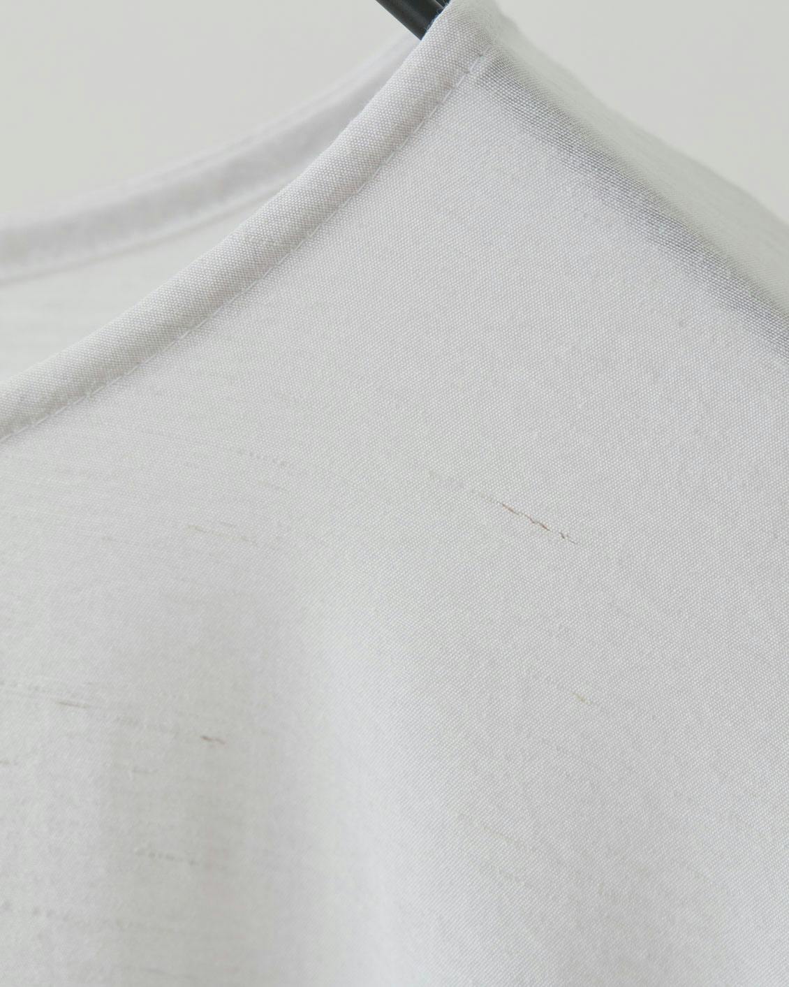 北欧暮らしの道具店　「涼しさも、品のよさも」きれい色のTシャツブラウス ブラック 涼しさも、品のよさも」きれい色のTシャツブラウス - 北欧