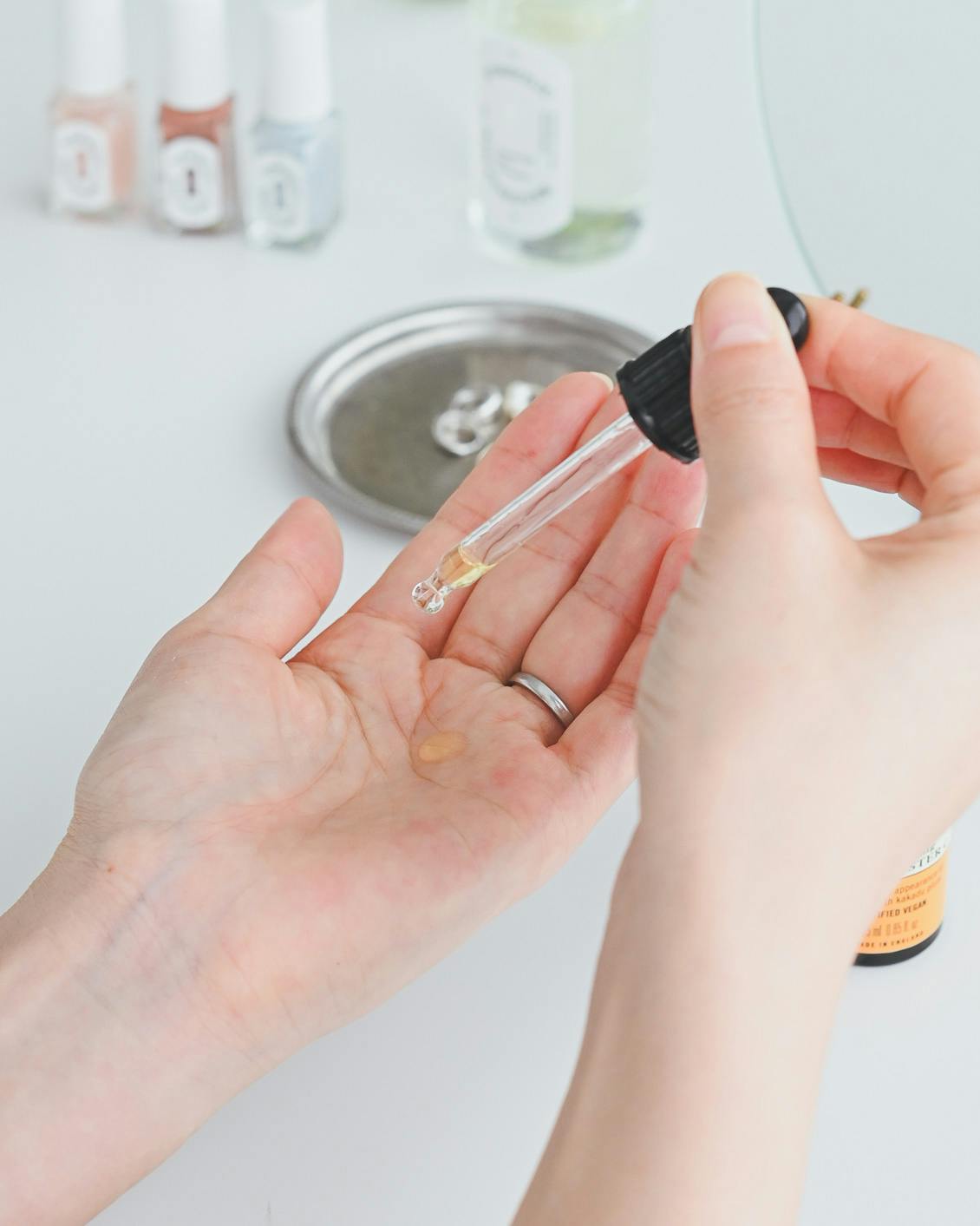 期間限定】NEAL'S YARD REMEDIES / ニールズヤード レメディーズ