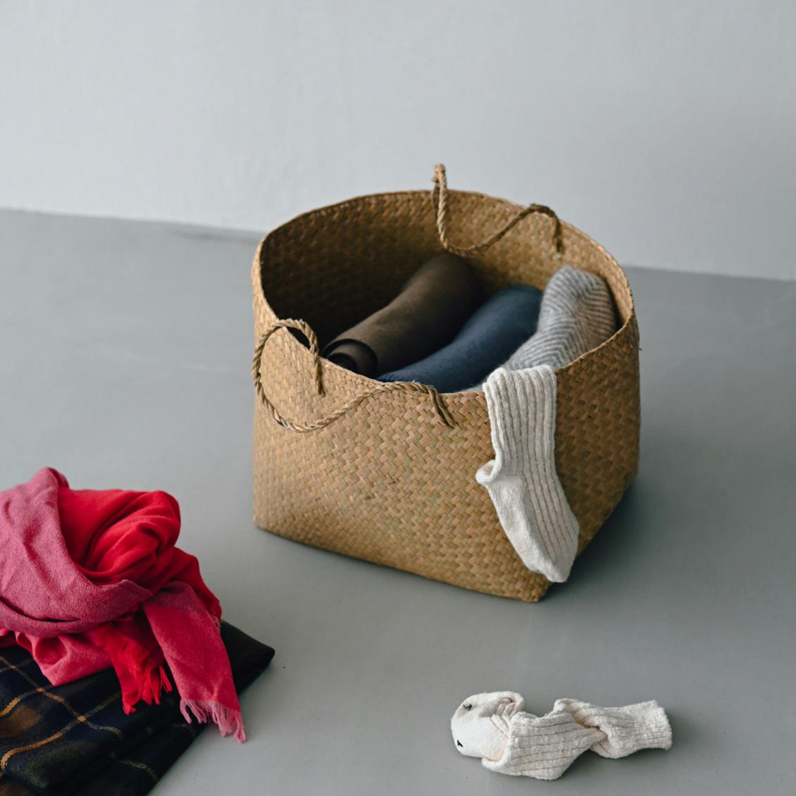 hinthint / 水草のかご / Mサイズ（幅44×高さ35×マチ22cm）の商品写真