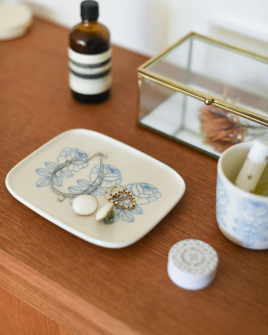 マリメッコ　ヴィヒキルース　 posti限定トレイ 日本限定】Marimekko / マリメッコ / Vihkiruusu / プレート（ライト