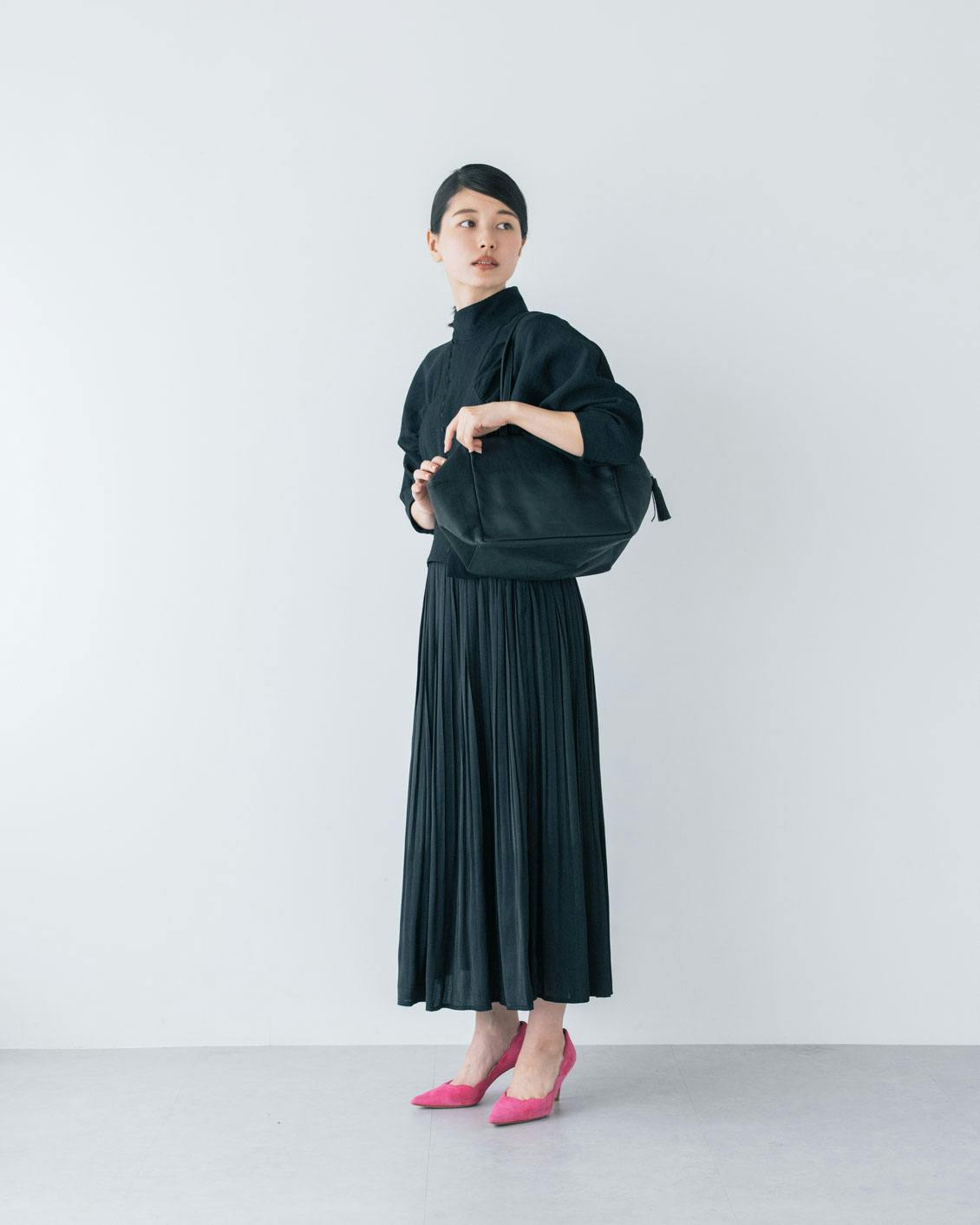 極美品 Danser レザーバッグ L 大容量 肩掛け 北欧暮らしの道具店 黒 Danser / ダンサー / レザーバッグ / L - 北欧、暮らしの道具店
