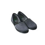 フラットシューズ