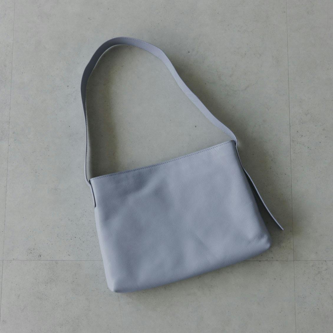 ガジュマル様✩北欧、暮らしの道具店　すっきり見えインタックのワイドデニム L すっきり見えインタックのワイドパンツ/ KURASHI&Trips