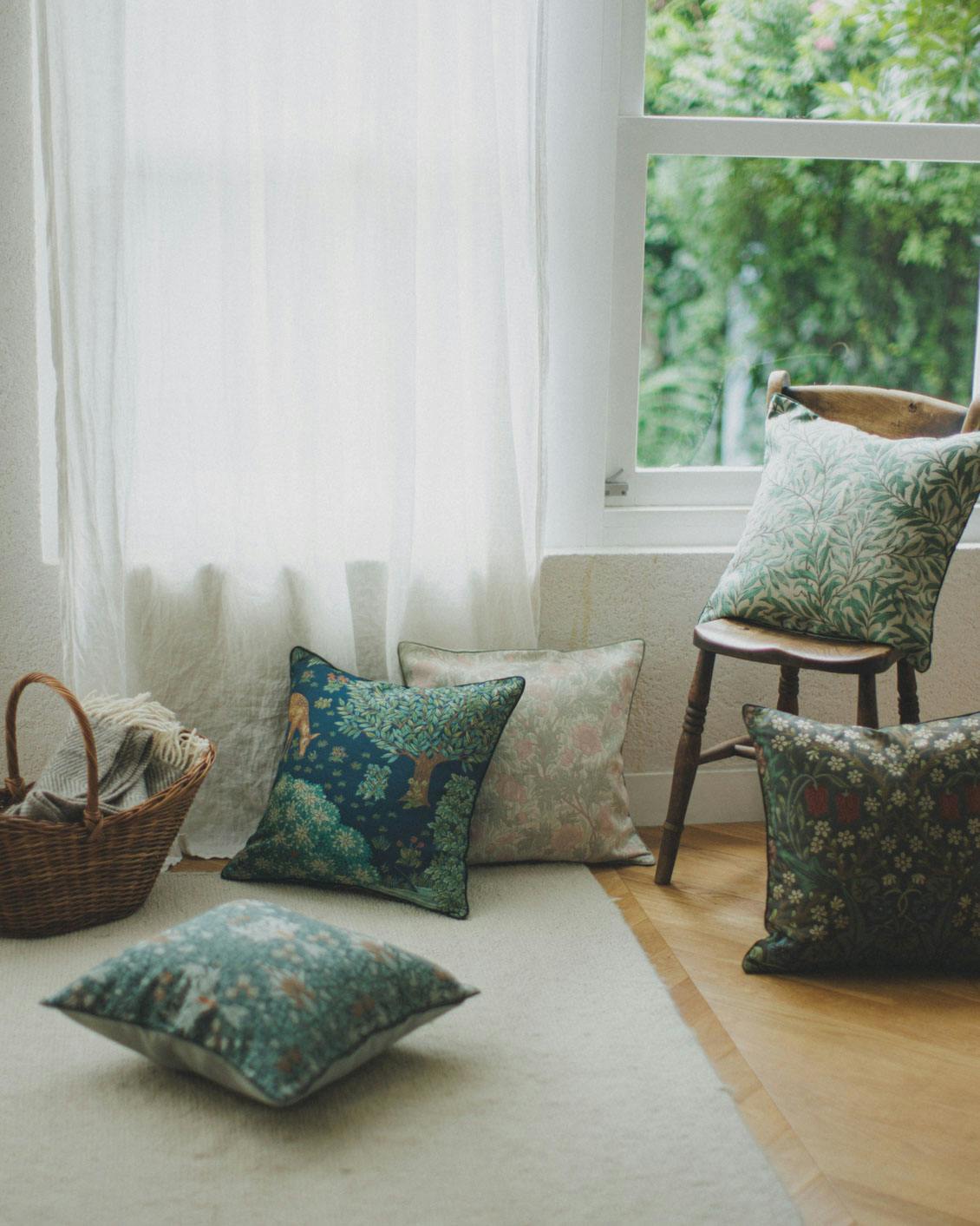 ウイリアムスモリス　クッション／ウニコ　北欧暮らしの道具店　アフタヌーンティー ウイリアムスモリス クッション／ウニコ 北欧暮らしの道具店