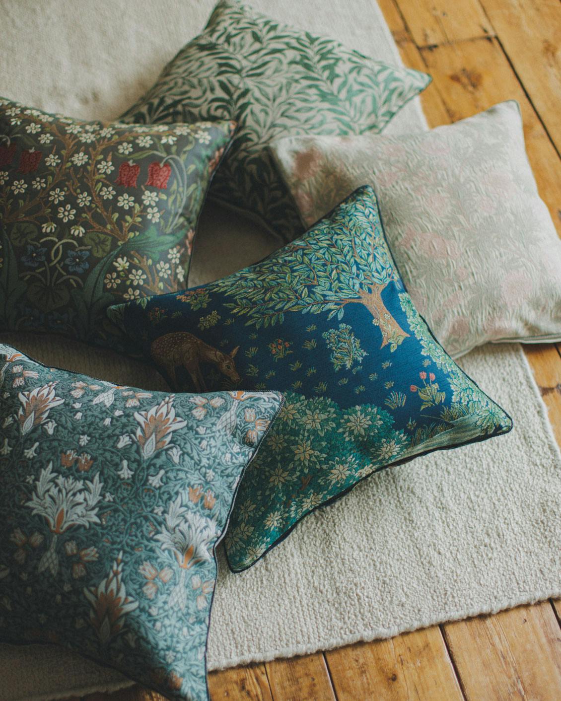 ウイリアムスモリス　クッション／ウニコ　北欧暮らしの道具店　アフタヌーンティー ウイリアムスモリス クッション／ウニコ 北欧暮らしの道具店