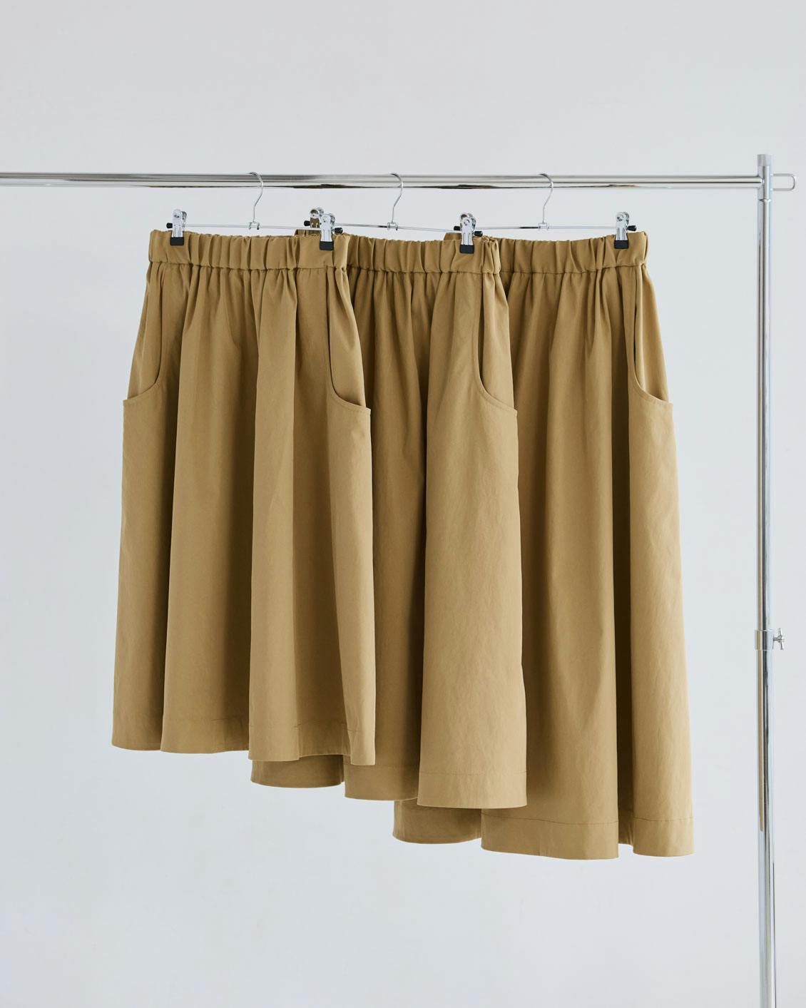 カジュアルを、品よく」香菜子さんとつくったフレアスカート