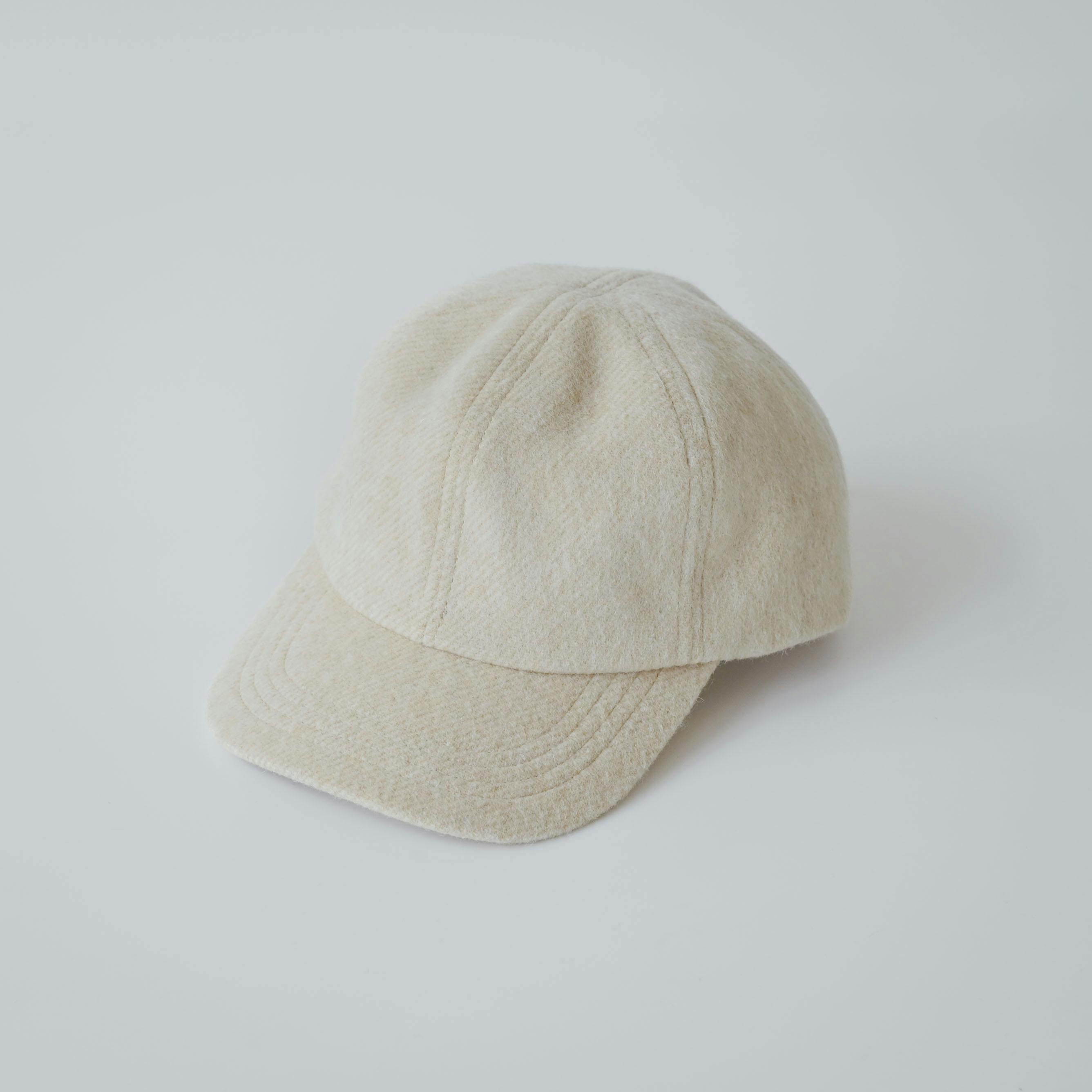 NineTailor  / シャギーキャップ（ライトベージュ）の商品写真