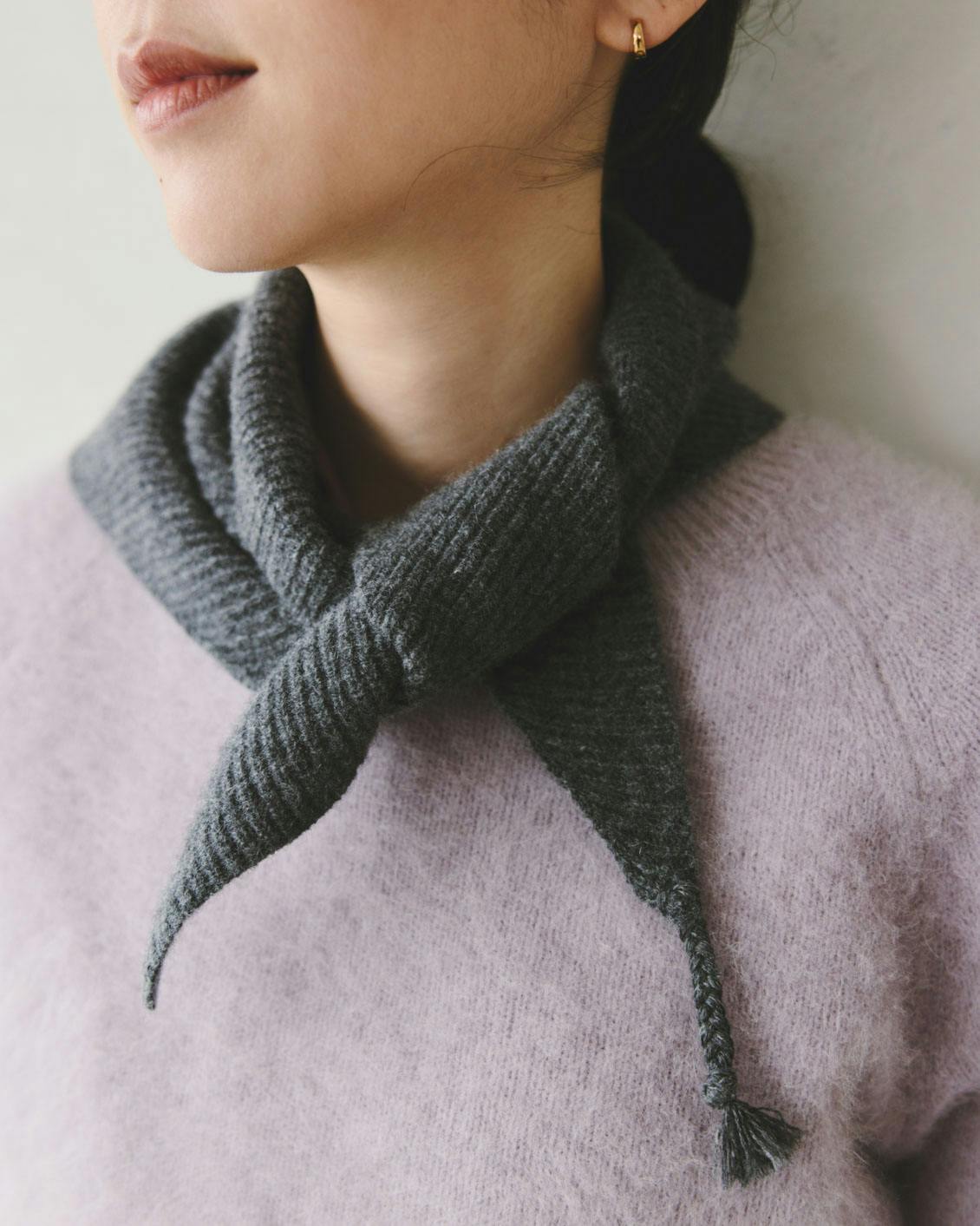 【当店別注】NineTailor / ナインテーラー / ニットスカーフ（グレー）の商品写真