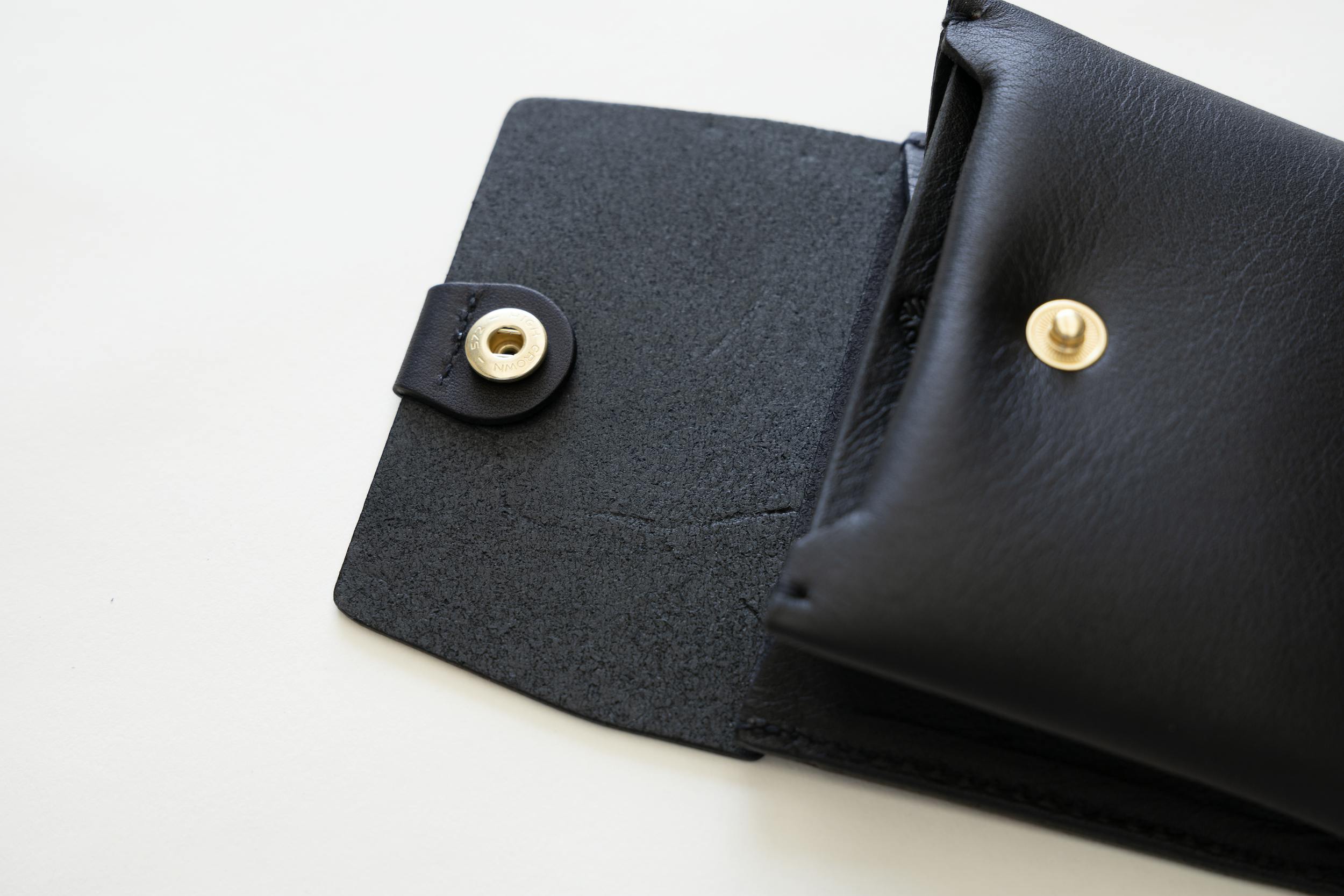 URUKUST / ウルクスト / しかくの革財布 - 北欧、暮らしの道具店