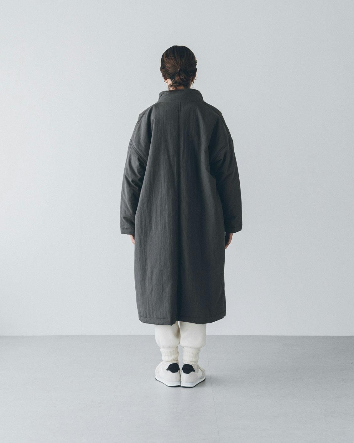 āta / アタ / 中綿コート（ベージュ・チャコール） - 北欧、暮らしの道具店