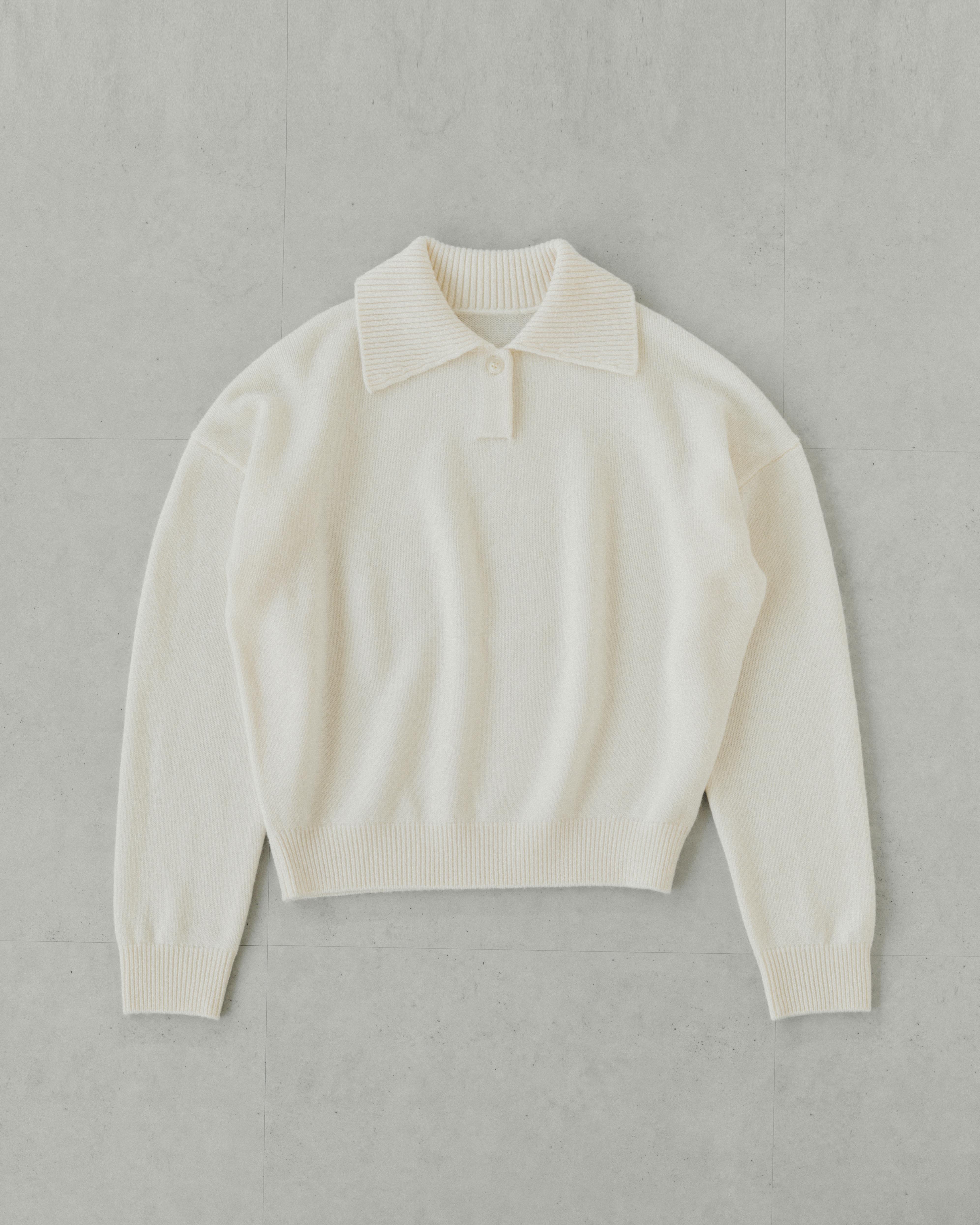 北欧、暮らしの道具店　洗えるウールの襟付きニット　グレー 大人にひとさじのアクセント」洗えるウールの襟付きニット - 北欧