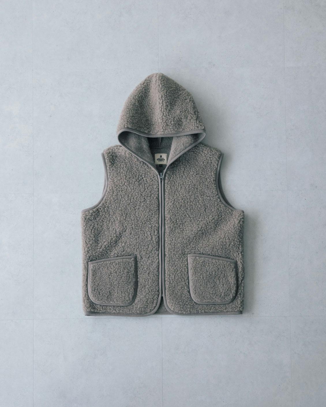 COLD BREAKER / フードボアベスト - 北欧、暮らしの道具店