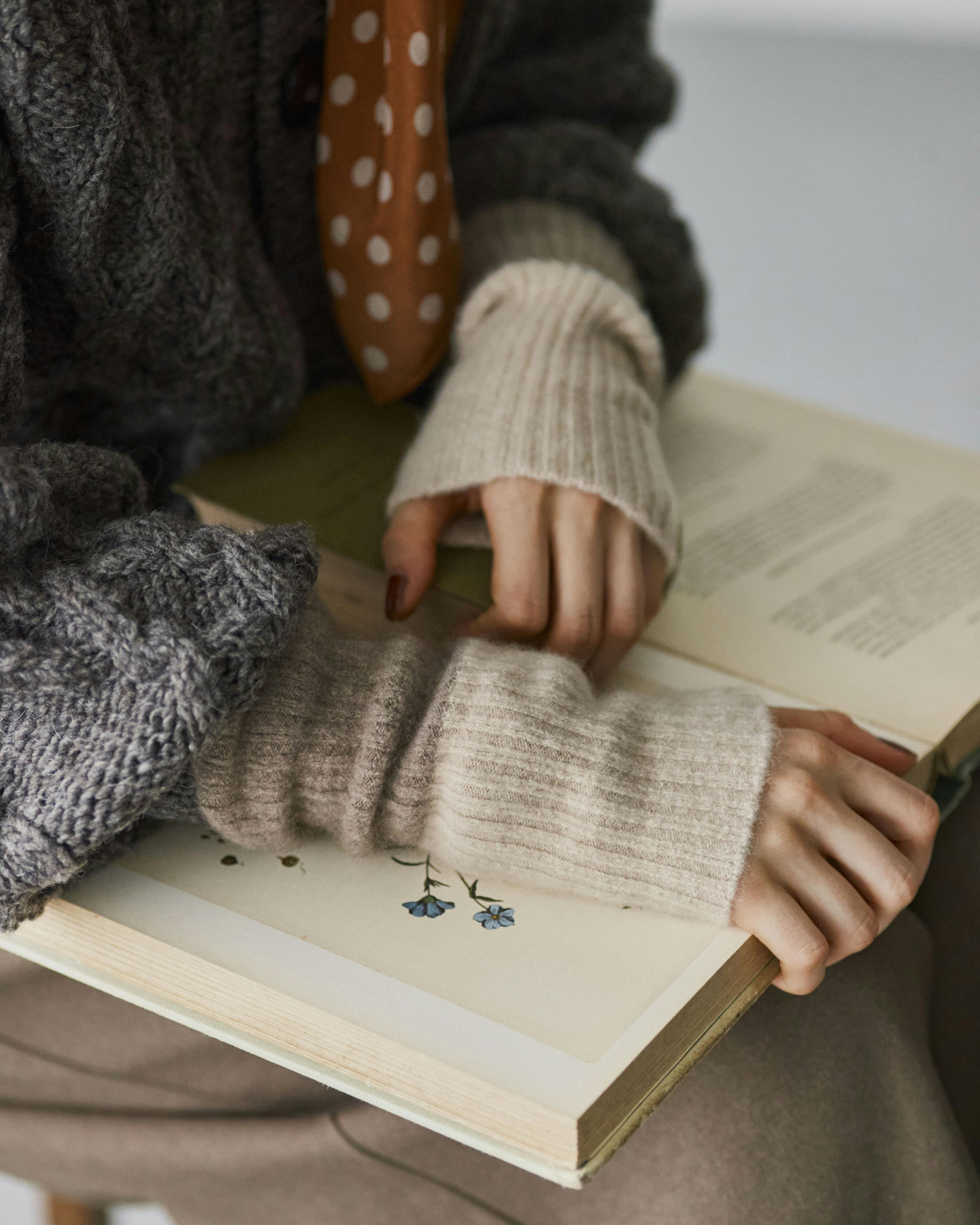 しょうゆ様専用 アソースメレ カシミア アームウォーマー 当店別注