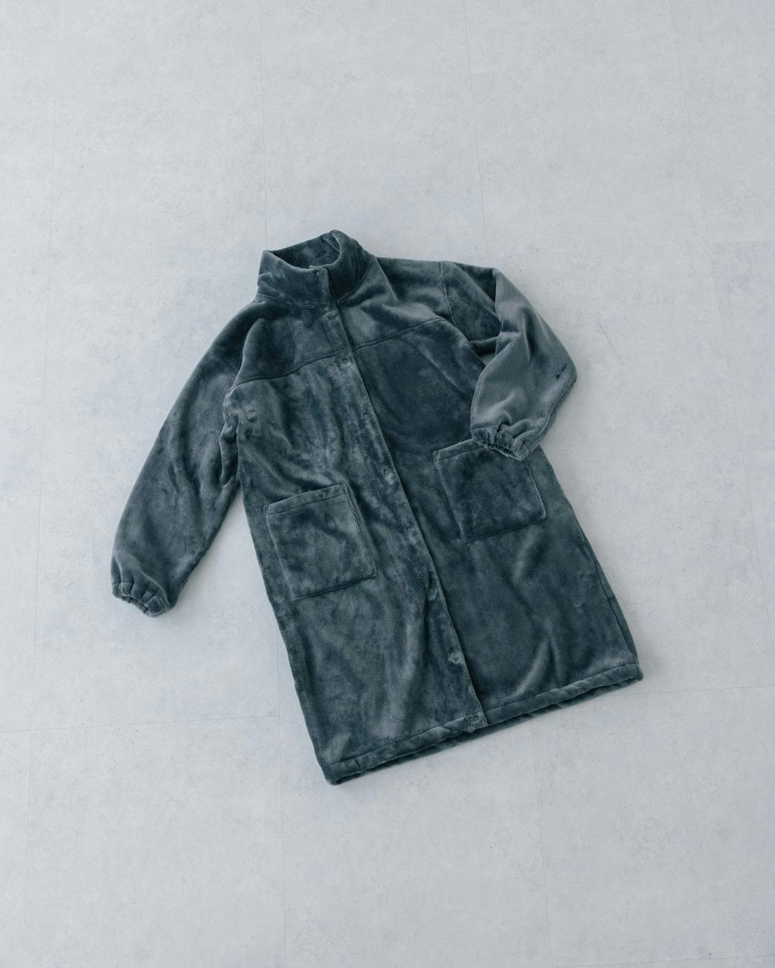 「毛布にくるまる心地よさ」首元あったかブランケットカーディガン / チャコール / Sサイズの商品写真