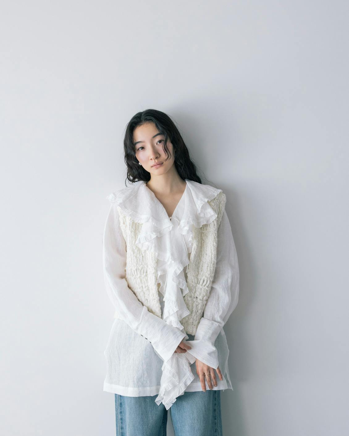 「ワードローブを新鮮に」ウール混のチャンキーニットベスト / アイボリーの商品写真